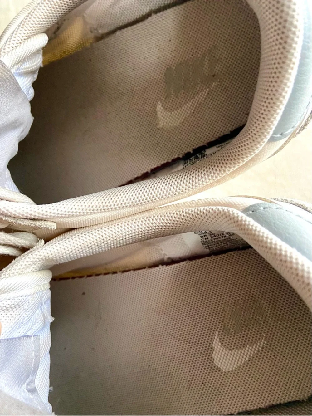 Nike Daybreak White Retro Sneakers - Picture 9 of 10